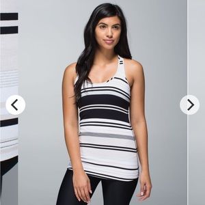 Lululemon cool racerback, size 6. Groovy, stripe static wave dune pattern. EUC